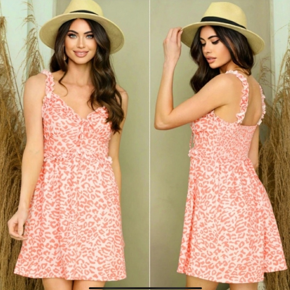 Women’s Coral Leopard Print Sleeveless Mini Dress M
